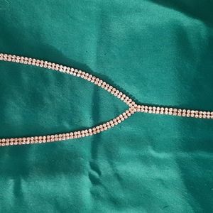 Lariat style necklace